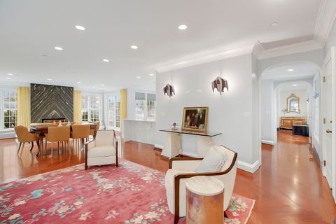 Tiny photo for 650 S Grove Avenue, Barrington, IL 60010 (MLS # 12392030)