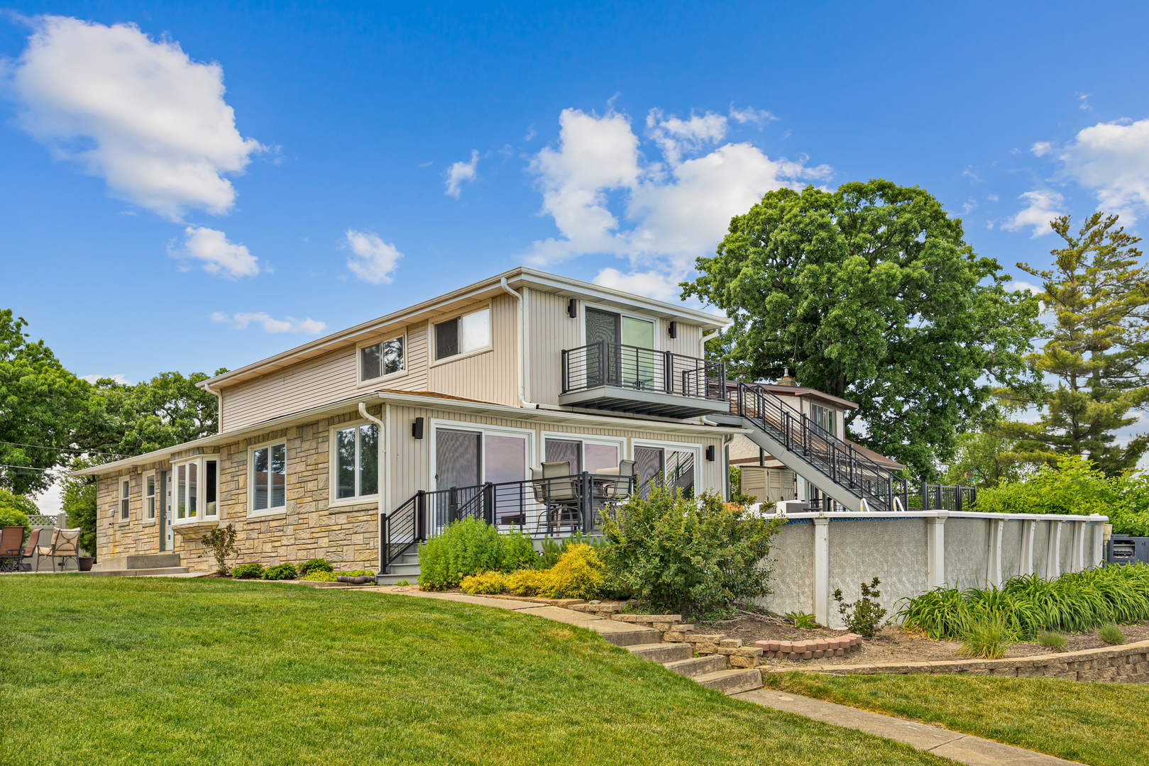 183 Riverside Island Drive