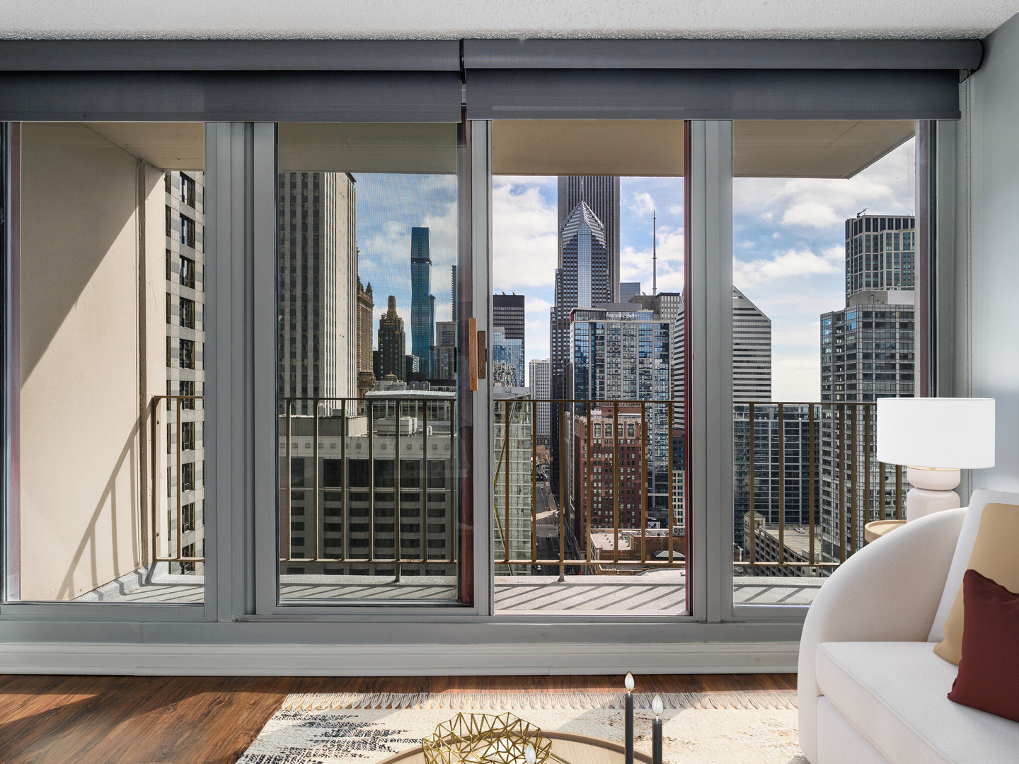 200 N Dearborn Street 3303