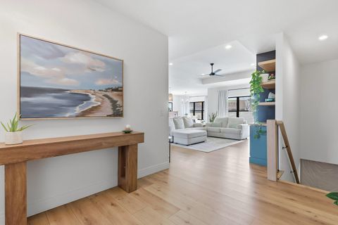 Tiny photo for 1 Country Club Court, Le Claire, IA 52753 (MLS # 12574804)