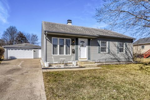 Photo of 1576 Gerald Avenue, Glendale Heights, IL 60139 (MLS # 12582575)