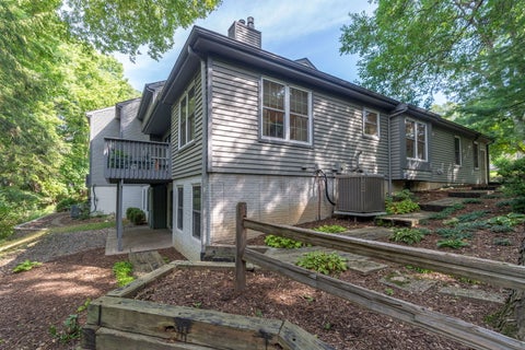 Tiny photo for 31 Thornwood Court #14, Rock Island, IL 61201 (MLS # 12742493)