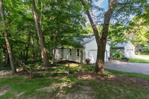 Tiny photo for 31 Thornwood Court #14, Rock Island, IL 61201 (MLS # 12742493)