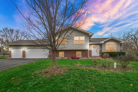 Photo of 29W174 Pomeroy Street, West Chicago, IL 60185 (MLS # 12519751)