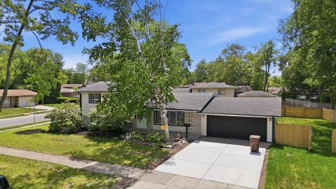 Photo of 333 Illinois Street, Park Forest, IL 60466 (MLS # 12645830)