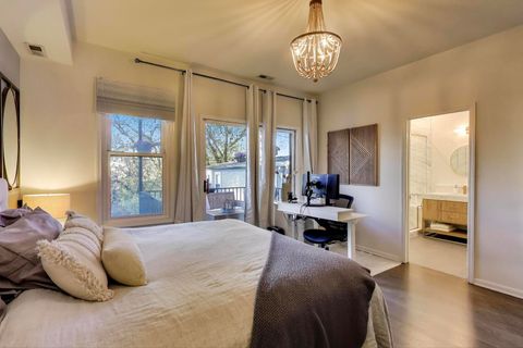 Tiny photo for 2919 N SOUTHPORT Avenue #3, Chicago, IL 60657 (MLS # 12529160)