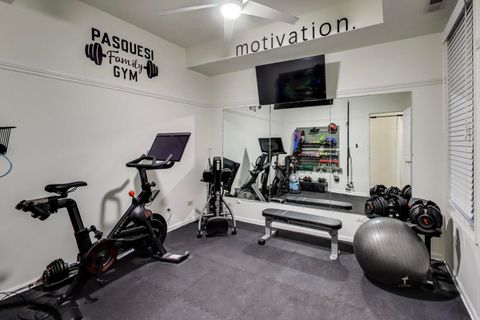 Tiny photo for 2919 N SOUTHPORT Avenue #3, Chicago, IL 60657 (MLS # 12529160)