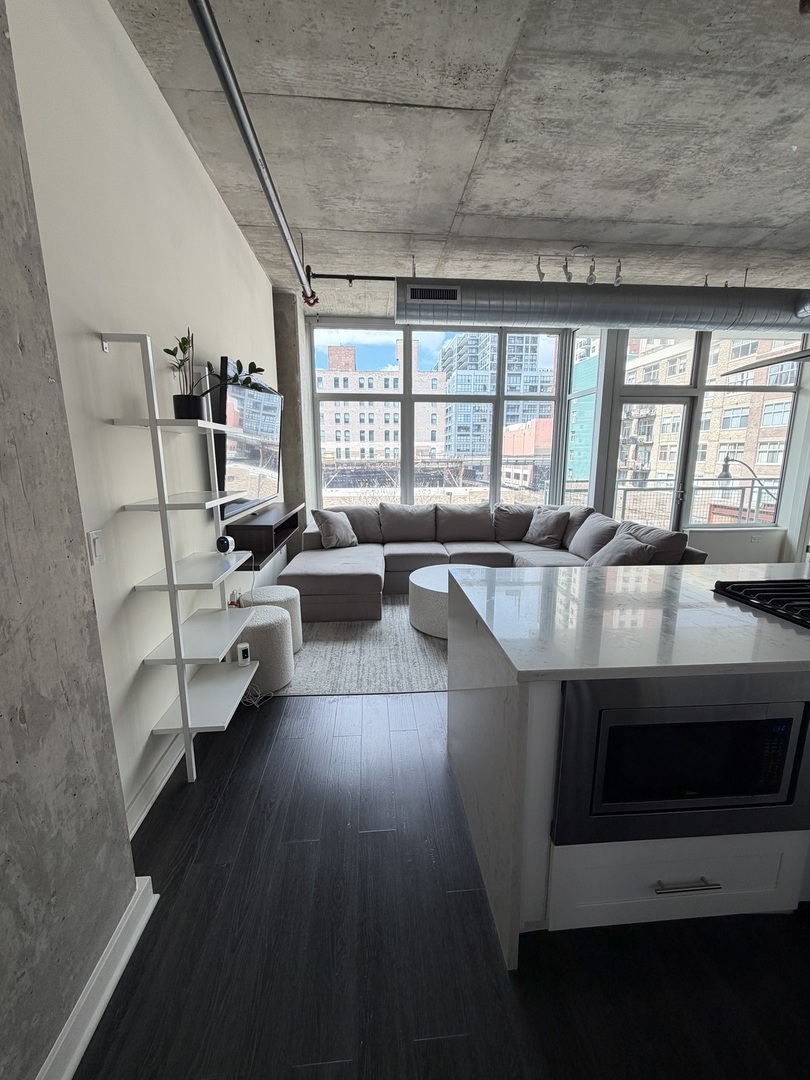 50 E 16th Street 415