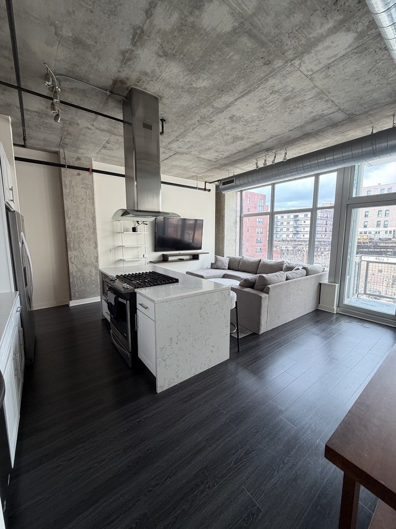 50 E 16th Street 415