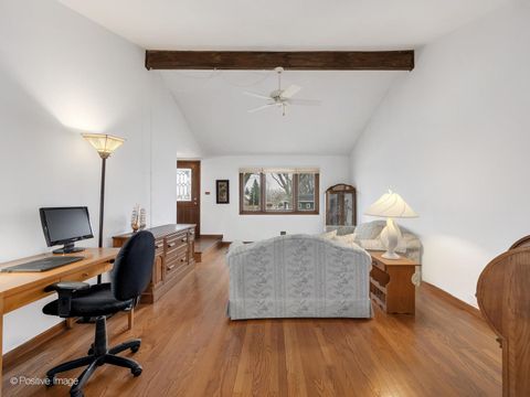 Tiny photo for 564 E Bryn Mawr Avenue, Roselle, IL 60172 (MLS # 12582520)