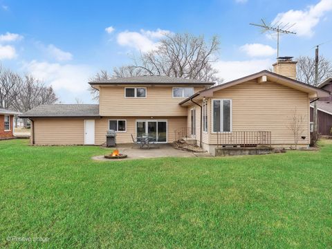 Tiny photo for 564 E Bryn Mawr Avenue, Roselle, IL 60172 (MLS # 12582520)
