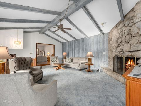 Tiny photo for 564 E Bryn Mawr Avenue, Roselle, IL 60172 (MLS # 12582520)
