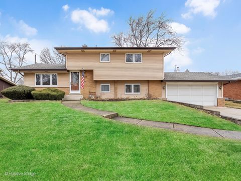 Photo of 564 E Bryn Mawr Avenue, Roselle, IL 60172 (MLS # 12582520)