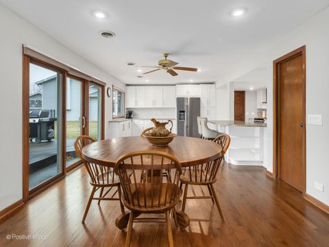 Tiny photo for 564 E Bryn Mawr Avenue, Roselle, IL 60172 (MLS # 12582520)
