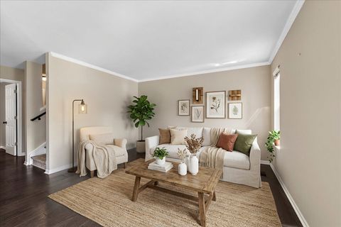 Tiny photo for 2707 Cobblestone Drive #END, Crystal Lake, IL 60012 (MLS # 12591811)