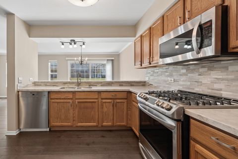 Tiny photo for 2707 Cobblestone Drive #END, Crystal Lake, IL 60012 (MLS # 12591811)