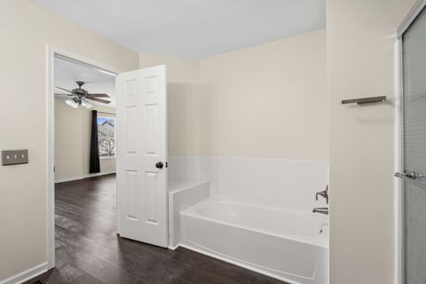 Tiny photo for 2707 Cobblestone Drive #END, Crystal Lake, IL 60012 (MLS # 12591811)