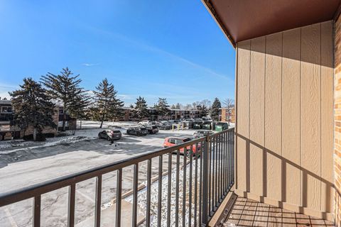 Tiny photo for 1320B Lore Lane #208, Lombard, IL 60148 (MLS # 12553547)