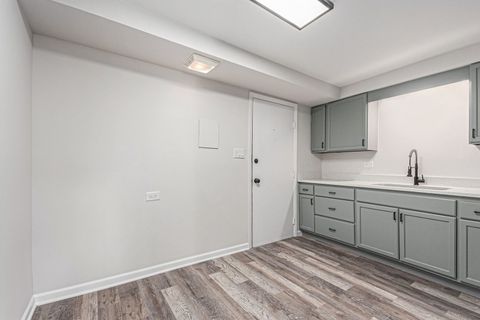 Tiny photo for 1320B Lore Lane #208, Lombard, IL 60148 (MLS # 12553547)