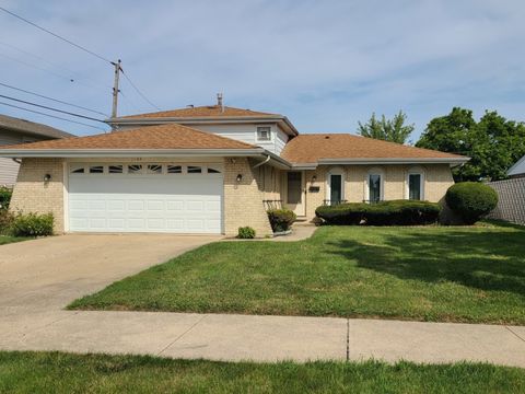 Photo of 1144 E 160th Place, South Holland, IL 60473 (MLS # 12476211)