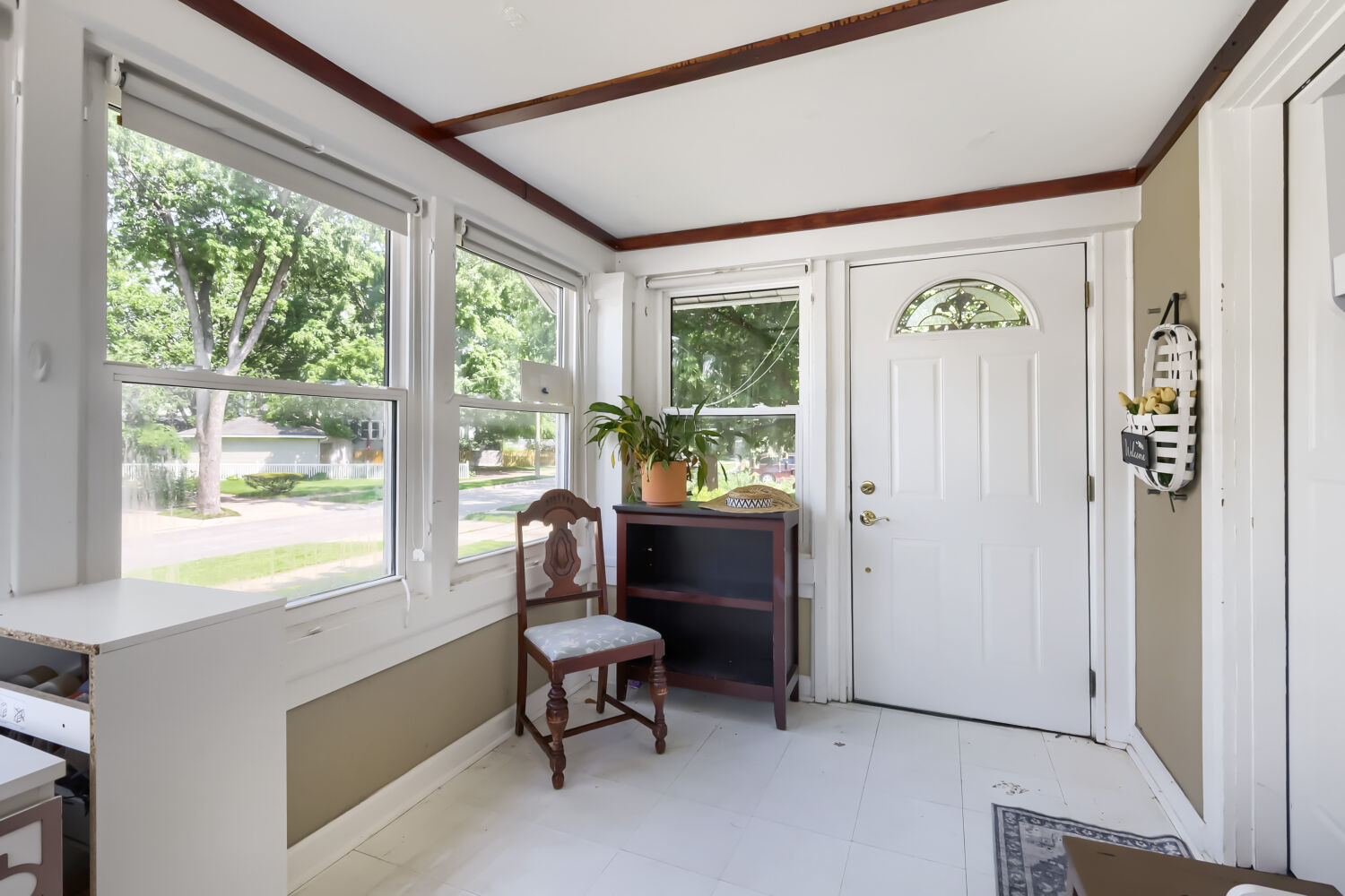 736 ARLINGTON Avenue