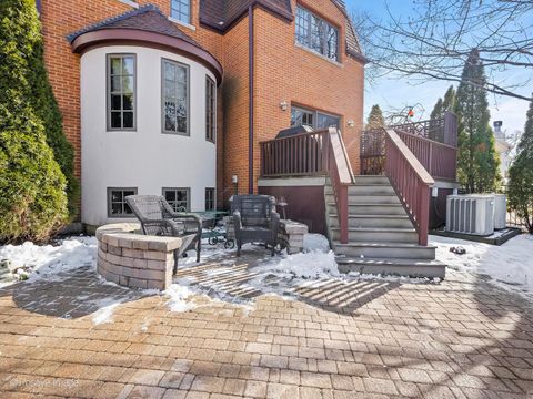 Tiny photo for 424 S Edgewood Avenue, La Grange, IL 60525 (MLS # 12558720)