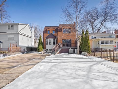 Tiny photo for 424 S Edgewood Avenue, La Grange, IL 60525 (MLS # 12558720)