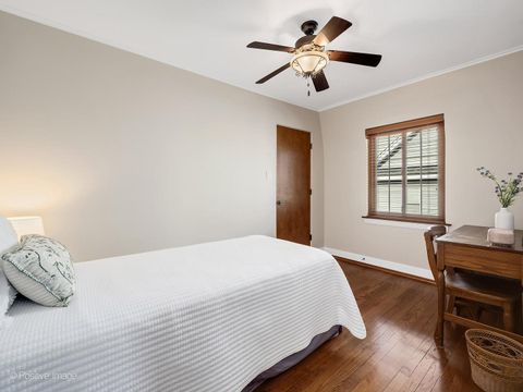 Tiny photo for 424 S Edgewood Avenue, La Grange, IL 60525 (MLS # 12558720)