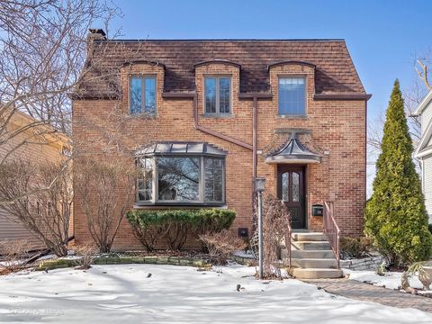 Photo of 424 S Edgewood Avenue, La Grange, IL 60525 (MLS # 12558720)