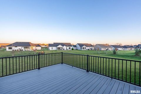 Tiny photo for 5167 LAKESIDE Court, Bettendorf, IA 52722 (MLS # QC4269311)