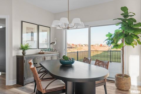 Tiny photo for 5167 LAKESIDE Court, Bettendorf, IA 52722 (MLS # QC4269311)