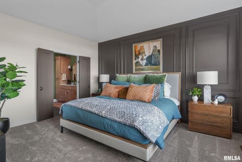 Tiny photo for 5167 Lakeside Court, Bettendorf, IA 52722 (MLS # QC4269311)