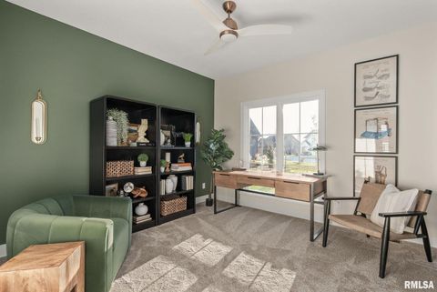 Tiny photo for 5167 LAKESIDE Court, Bettendorf, IA 52722 (MLS # QC4269311)