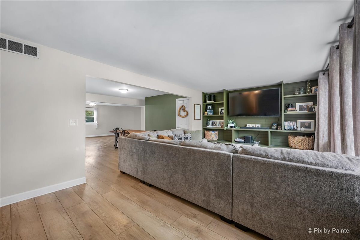 9520 Stacy Lane