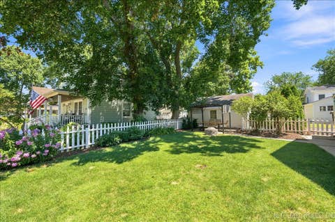 Tiny photo for 301 N 4th Street, Geneva, IL 60134 (MLS # 12718488)