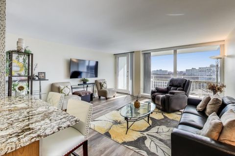Tiny photo for 601 E 32nd Street #907, Chicago, IL 60616 (MLS # 12398274)