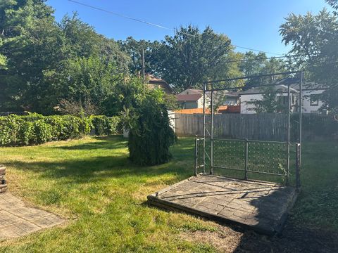 Tiny photo for 23 S Worth Avenue, Elgin, IL 60123 (MLS # 12474008)