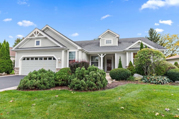 13189 W ESSEX LN, HUNTLEY, IL 60142 - Image 8f4b954e7bb95425b77e53de8a18f663/478305190
