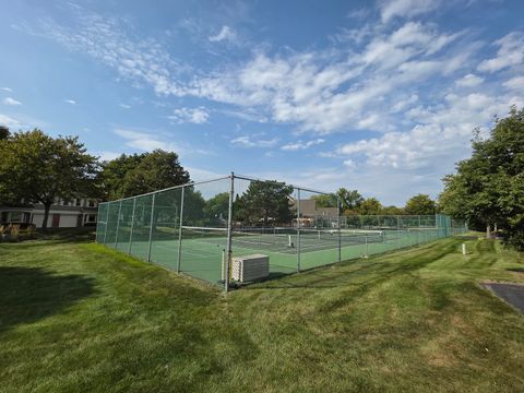 Tiny photo for 1949 N Charter Point Drive #1949, Arlington Heights, IL 60004 (MLS # 12464179)