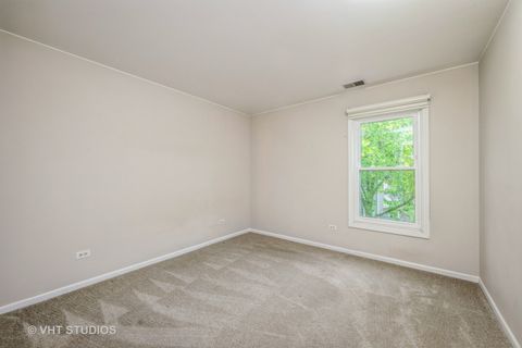 Tiny photo for 1949 N Charter Point Drive #1949, Arlington Heights, IL 60004 (MLS # 12464179)