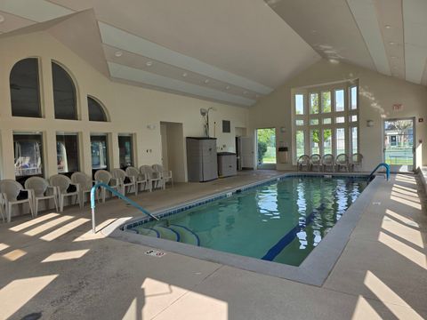 Tiny photo for 1949 N Charter Point Drive #1949, Arlington Heights, IL 60004 (MLS # 12464179)