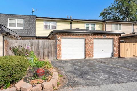 A home in Oak Lawn