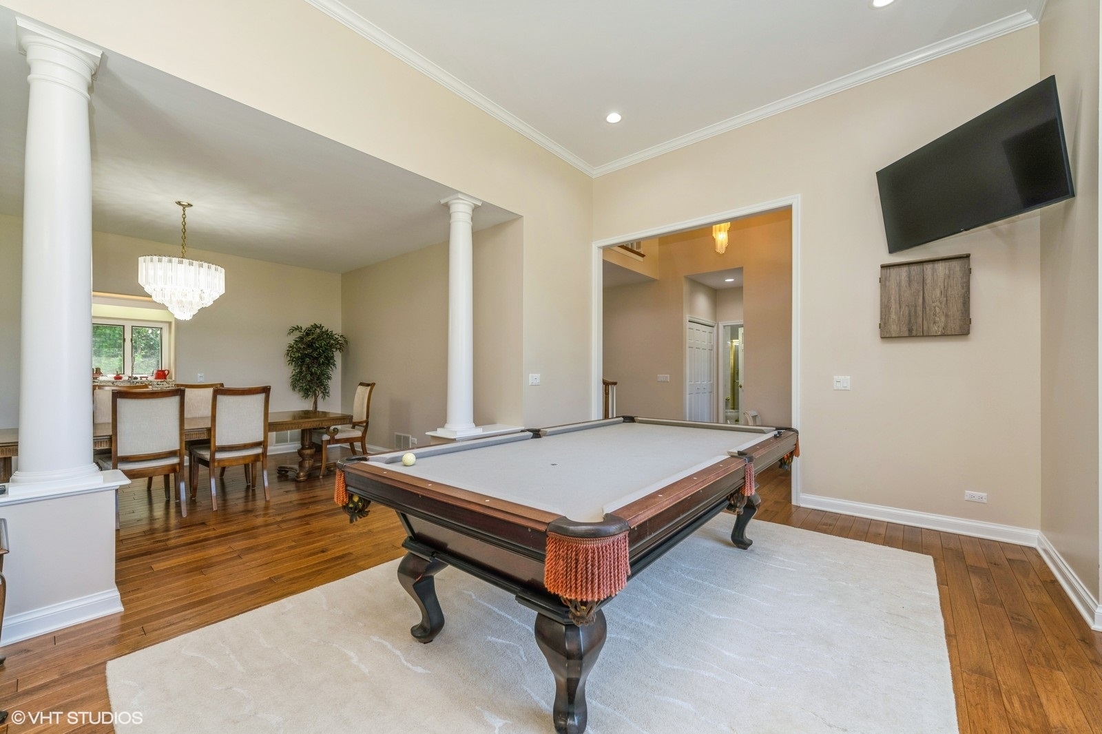 Spring Grove, Illinois 60081, United States, 4 Bedrooms Bedrooms, ,4 BathroomsBathrooms,Residential,Active,220968