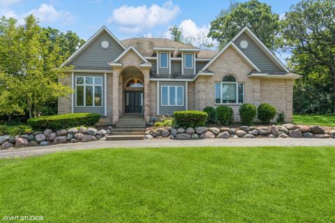 Photo of 7310 Hillside Drive, Spring Grove, IL 60081 (MLS # 12486232) Photo of 7310 Hillside Drive, Spring Grove, IL 60081 (MLS # 12486232)