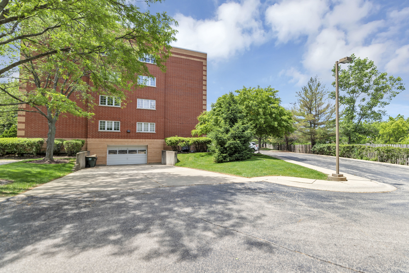 59 S Hale Street 402
