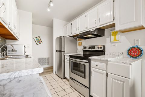 Tiny photo for 1833 Four Lakes Avenue #2A, Lisle, IL 60532 (MLS # 12489136)