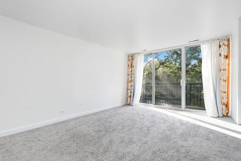 Tiny photo for 1833 Four Lakes Avenue #2A, Lisle, IL 60532 (MLS # 12489136)