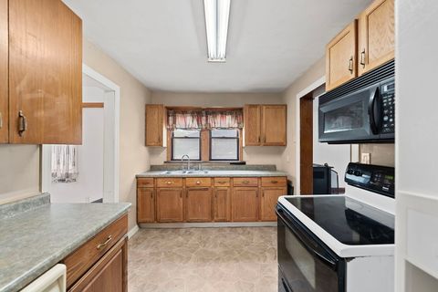 Tiny photo for 5460 B W State Route 17, Kankakee, IL 60901 (MLS # 12389045)