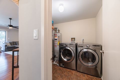 Tiny photo for 1631 W Partridge Court #8, Arlington Heights, IL 60004 (MLS # 12510665)