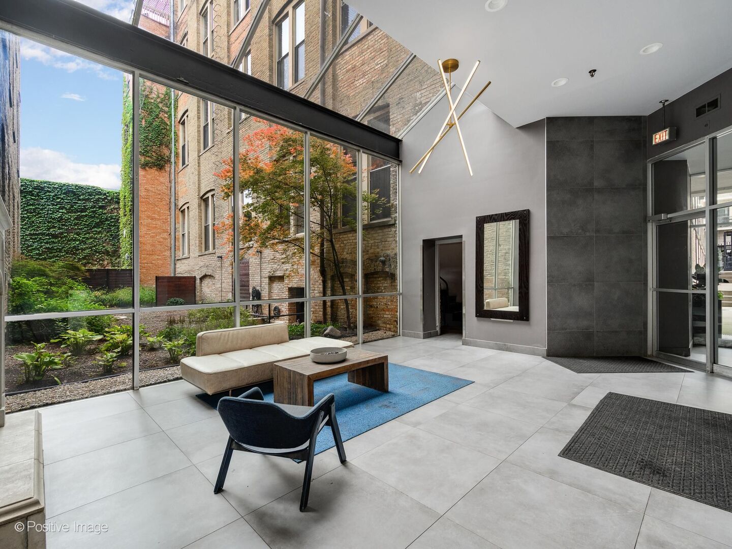 525 N Halsted Street 312